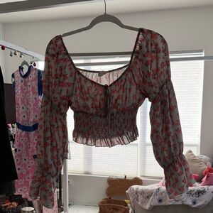 Chic Floral Cropped Puff Sleeve Blouse in L